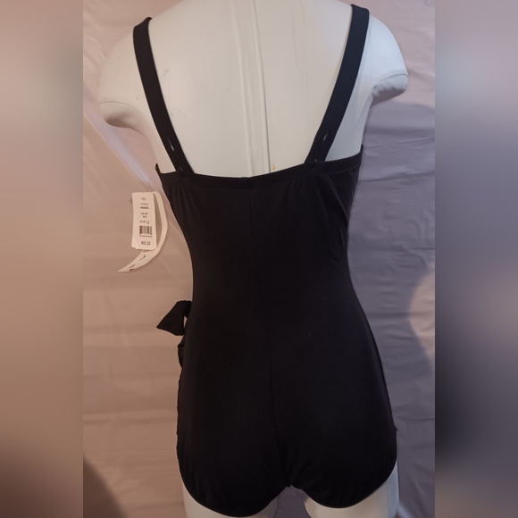 ☘️Womens Swimsuit - Picture 2 of 3